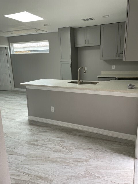 Photo - 336 Van Molan St Casa