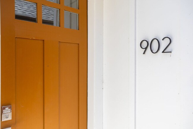 Photo - 2509 Benbrook Blvd Unit 2027,  902