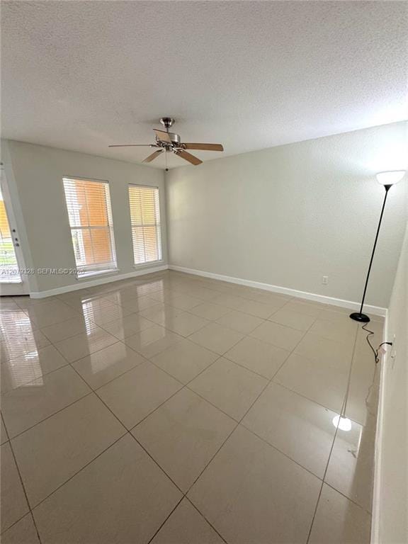 Photo - 777 Riverside Dr