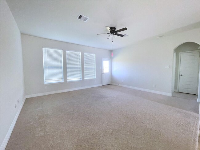 Photo - 3310 Aster Mdw Wy