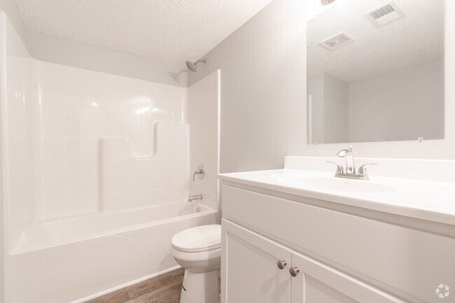 2BR, 1BA - Unit 4