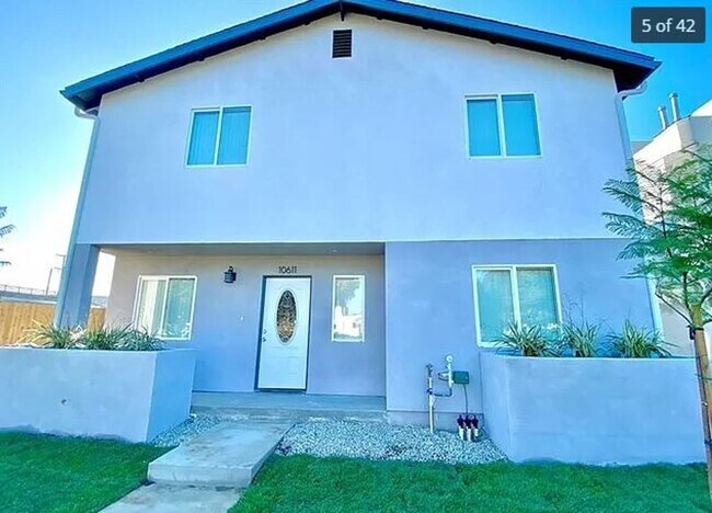 Photo - BROADWAY (10611) Unit BROADWAY (10611)