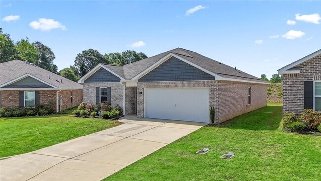 Photo - Cullman City Limits - pet friendly