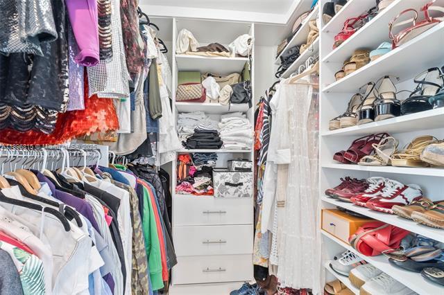 Photo - The Plaza 901 Brickell Unit 1606