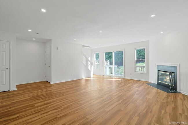 Photo - 3803 Victoria Dr