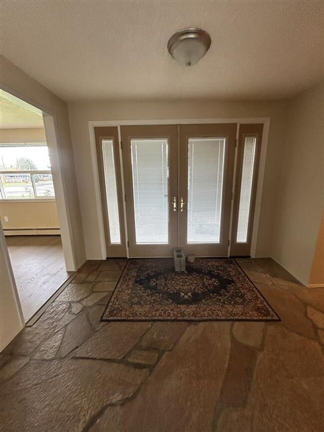 Photo - 209 E 3rd St Unidad 209 E. 3rd St.