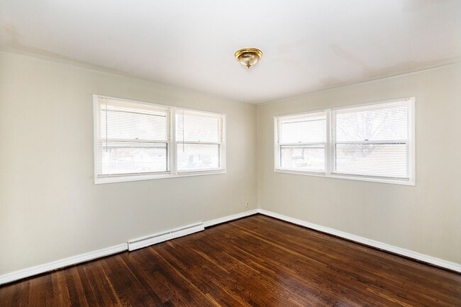 Photo - Cozy 2 Bedroom, 1 Bathroom Home