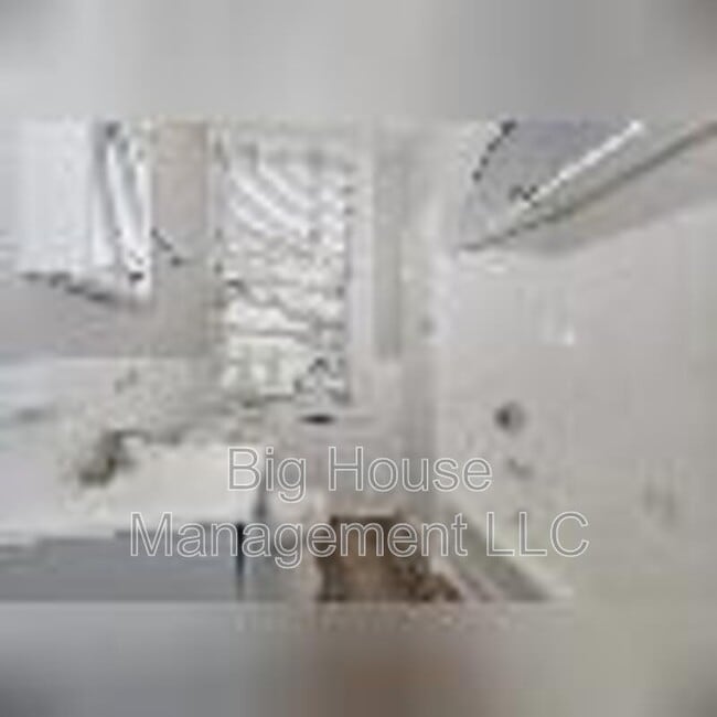 Photo - 3407 Elgin Ave