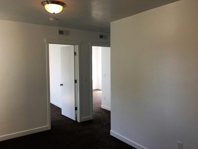 Photo - 5347 Fallowfield Ln