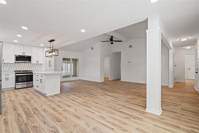 Photo - 6009 Glen Meadow Dr