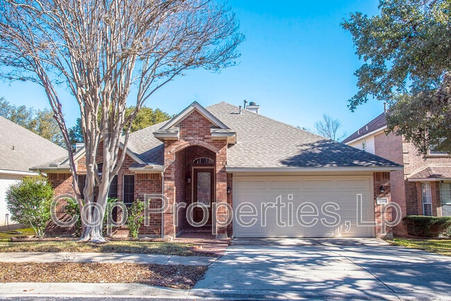 Photo - 1926 Simpson Trail