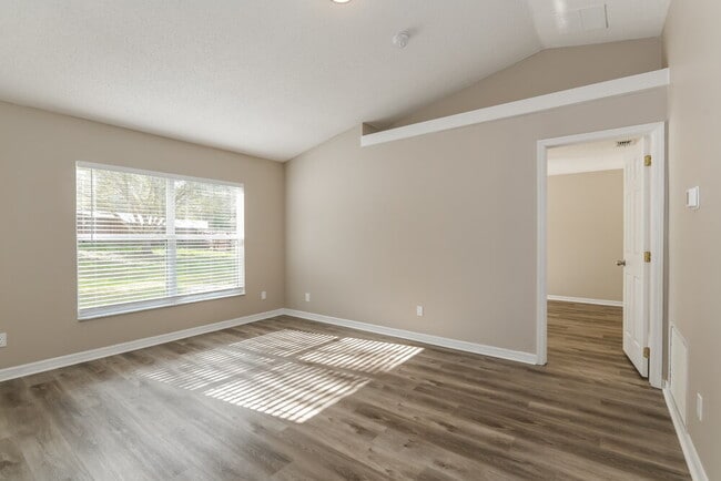 Photo - 13137 Moonflower Ct