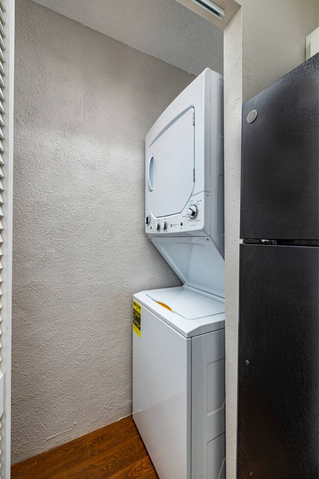 Photo - Meridian Luxury Condominiums