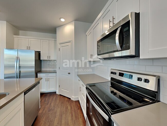 Photo - 6621 S 42nd Ln