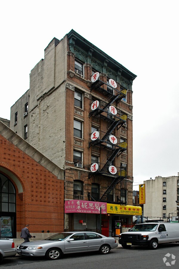 44 Henry St - 44 Henry St