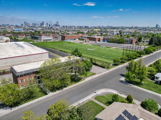 Photo - The Powderhorn Apartments