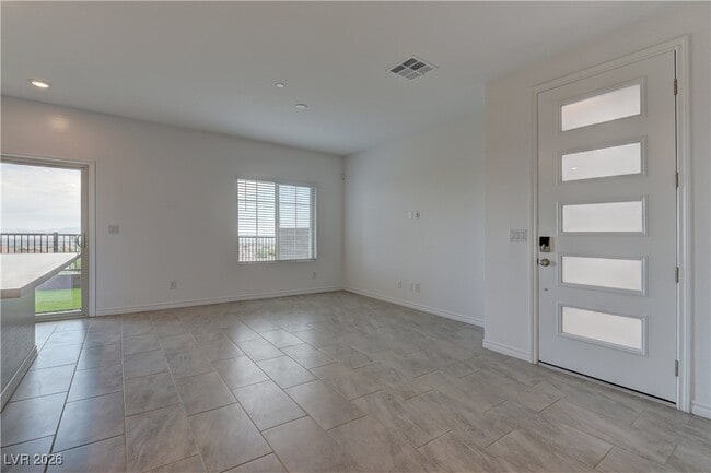 Photo - 600 N Carriage Hill Dr