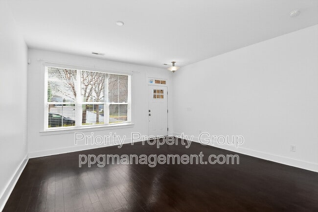 Photo - 1614 Pat Garrett St