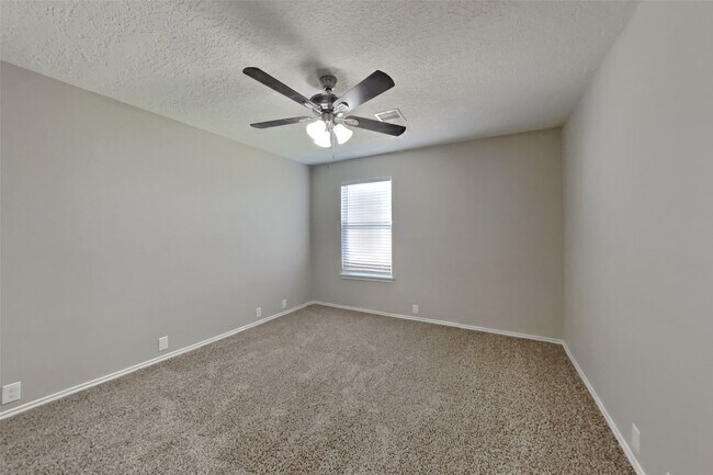Photo - 14938 Sugar Mist Ln
