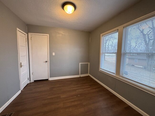 Photo - Charming 4BR 1BA Home w/ Wide Yard in Independence