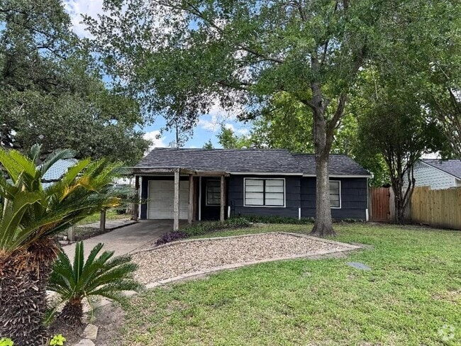 Building Photo - 7006 Jalna St Rental