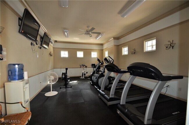 Photo - 470 Launch Cir Unit V-503