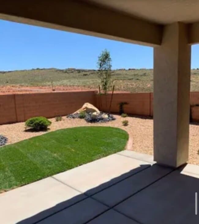 Photo - 938 N Sandy Talus Dr