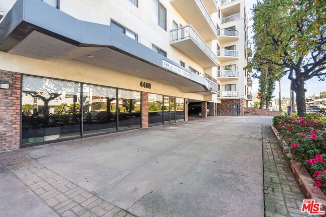 Photo - 4460 Wilshire Blvd Unidad 406