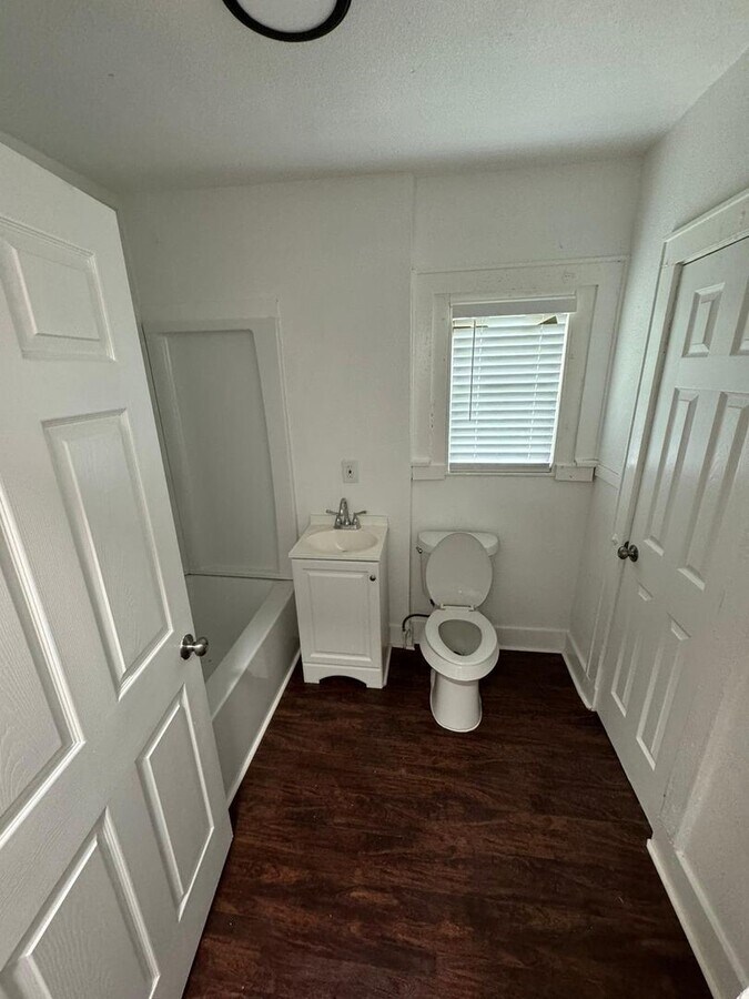 Photo - 1416 Craig St