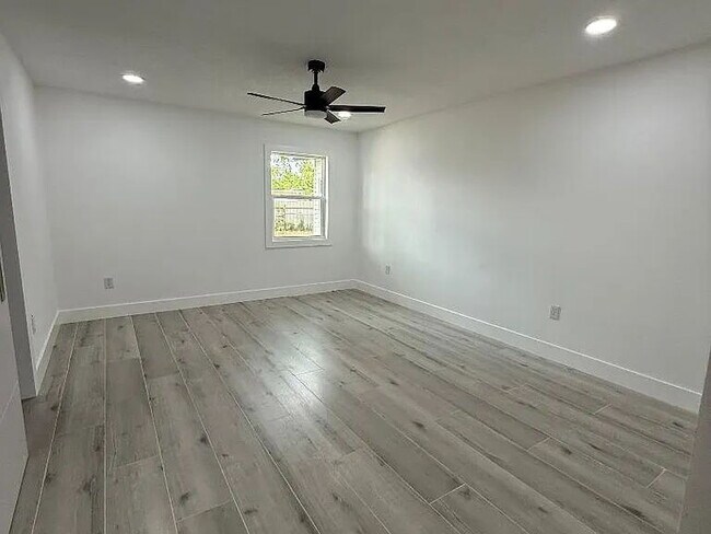 Photo - Beautifully Remodeled Tampa Rental | Prime Location