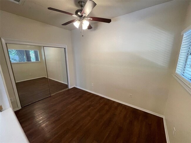 Photo - 6809 West Gate Blvd Unidad 110