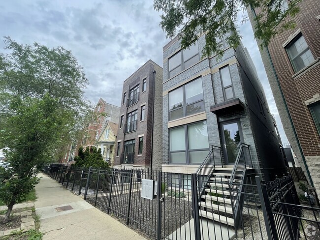 Building Photo - 2848 N Damen Ave Unit 3 Rental