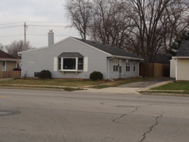 Photo - 2743 N Main St