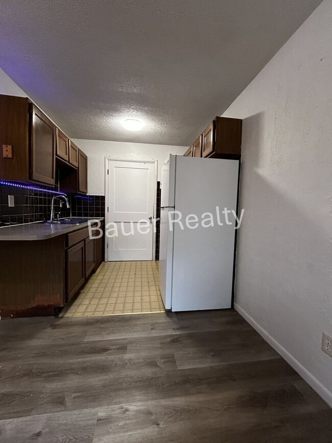 Photo - ab43 (Bauckman lease only) Unit Apt. 3