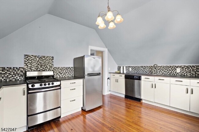 Photo - 74 S Mountain Ave