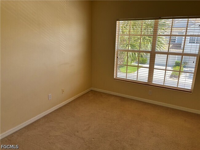 Photo - 8271 Village Edge Cir