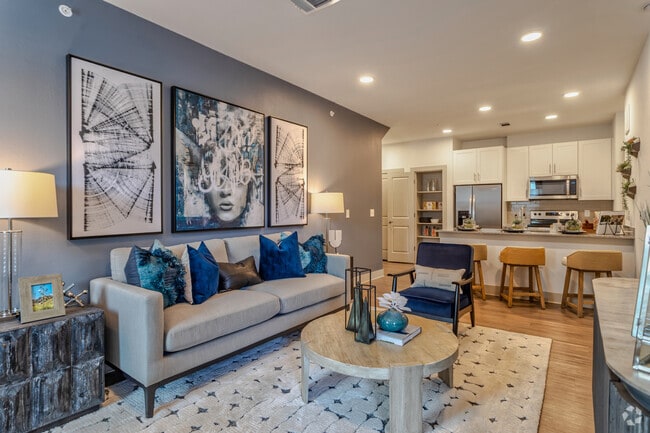 1BR,1BA - 723 SF 1A - Living Area