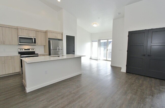 Photo - 3906 Brian Ave. Unit 303