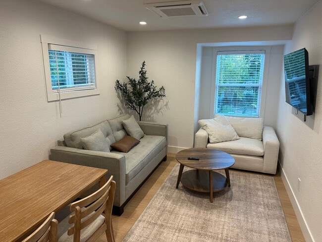 Building Photo - 1839 San Luis Rd Unit ID1387646P