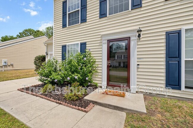 Photo - 5216 Carriage Pine Dr