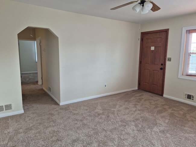 Photo - 2820 Illinois Ave