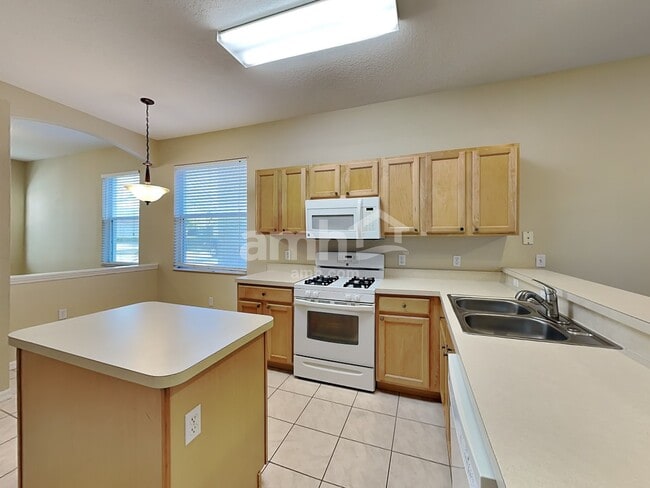 Photo - 15238 Searobbin Dr