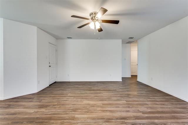 Photo - 742 Trestle Dr