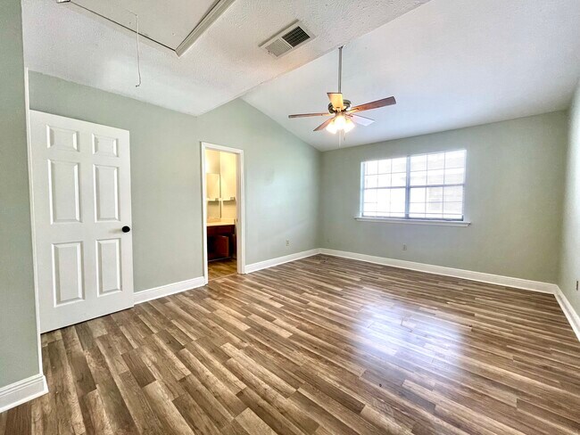 Photo - 4136 Georgia Ave