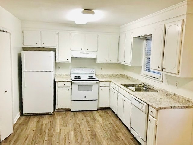 Building Photo - Updated Two Bedroom Townhome