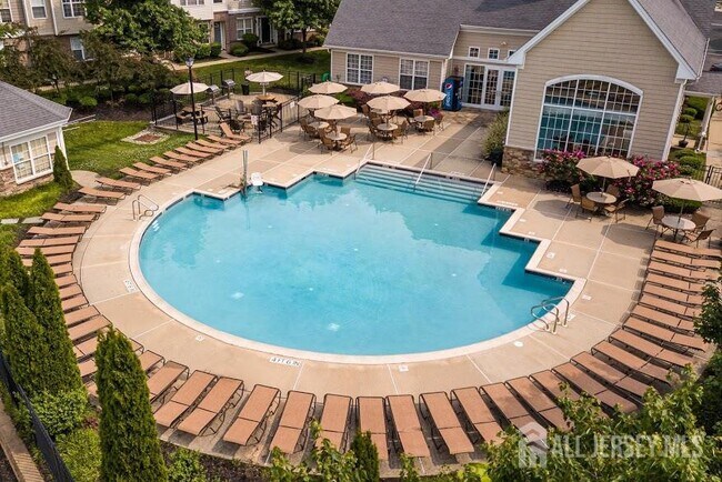 Photo - 406 Giordano Ave