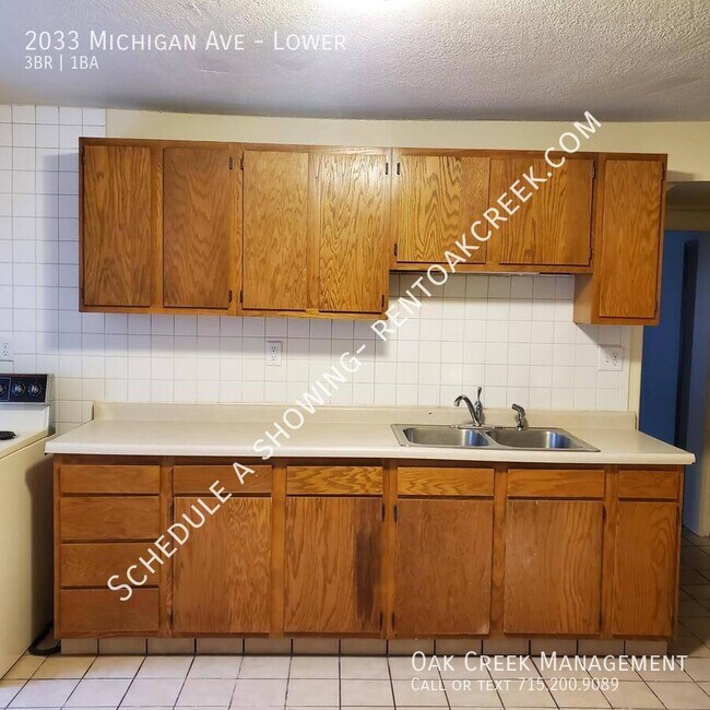 Photo - 2033 Michigan Ave Unit Lower
