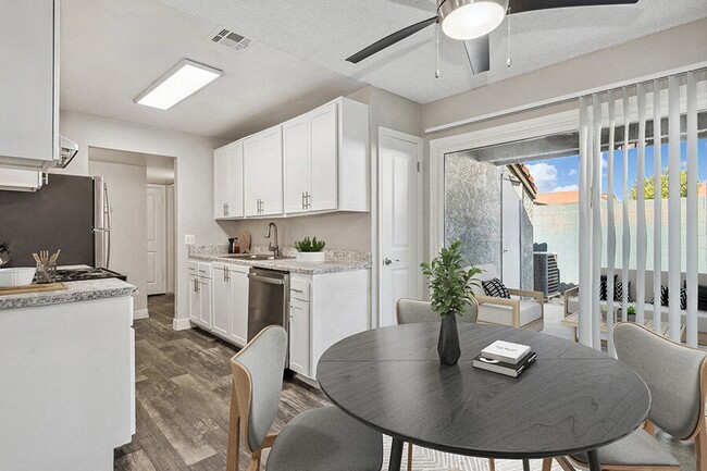The Peaks on 4th Apartments