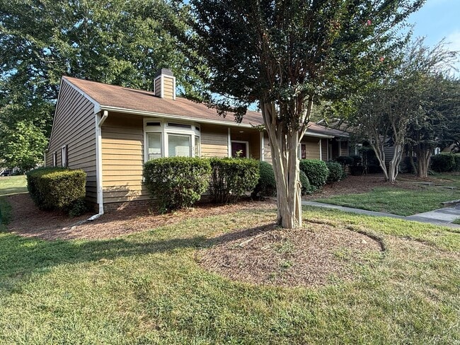 Photo - 8317 Summerglen Cir Unit 102