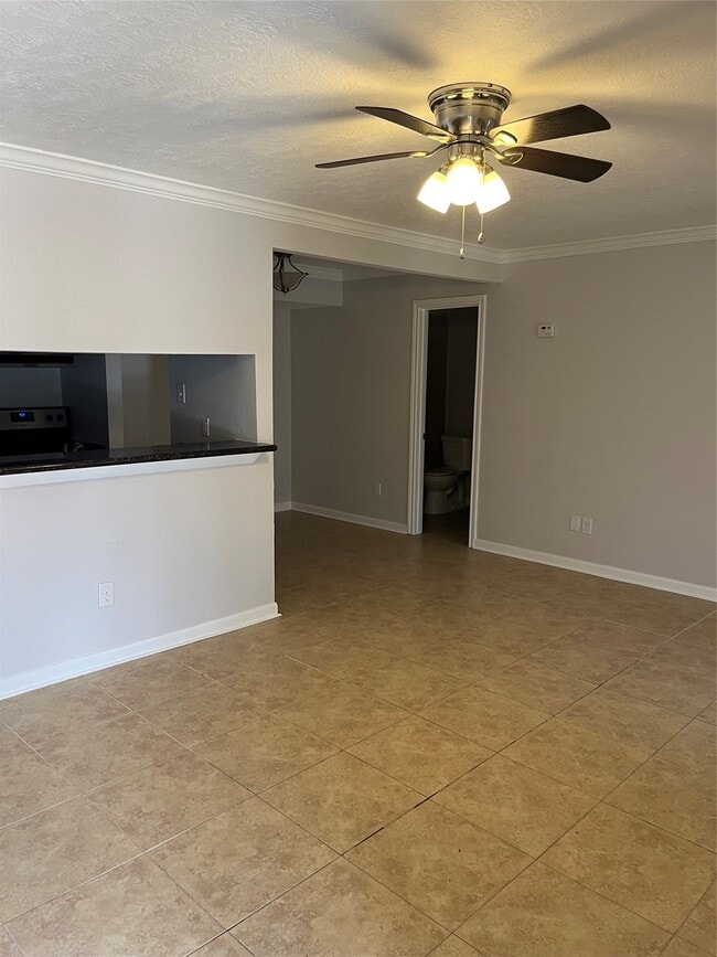 Photo - 734 Memorial Mews St Unit C